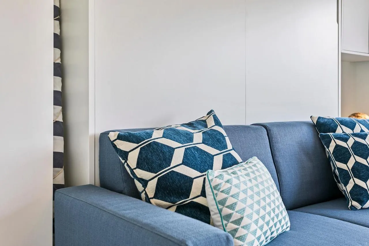 Beautiful Studio With Park And Beach Bredene